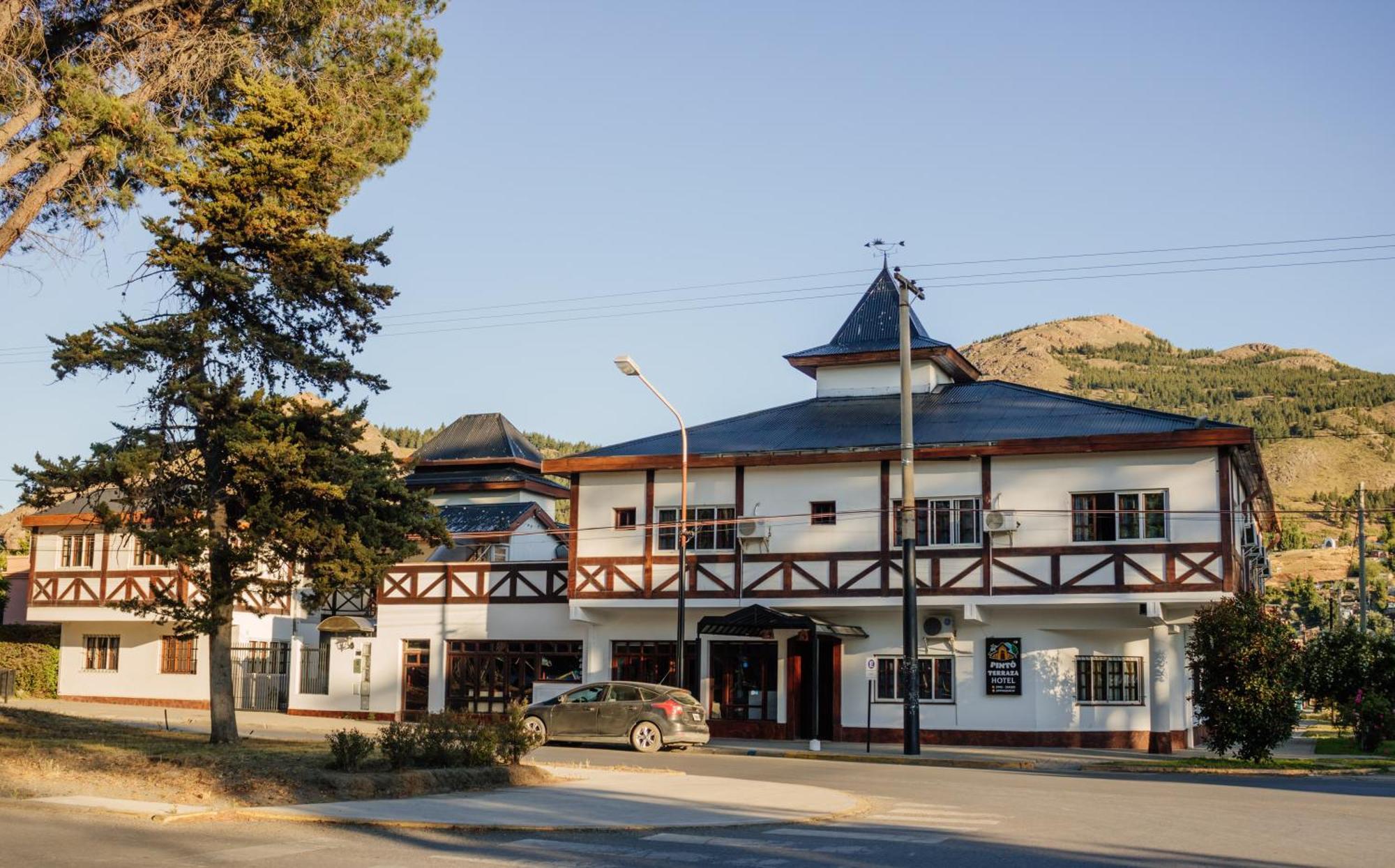 Hotel Pinto Terraza Esquel Exteriör bild