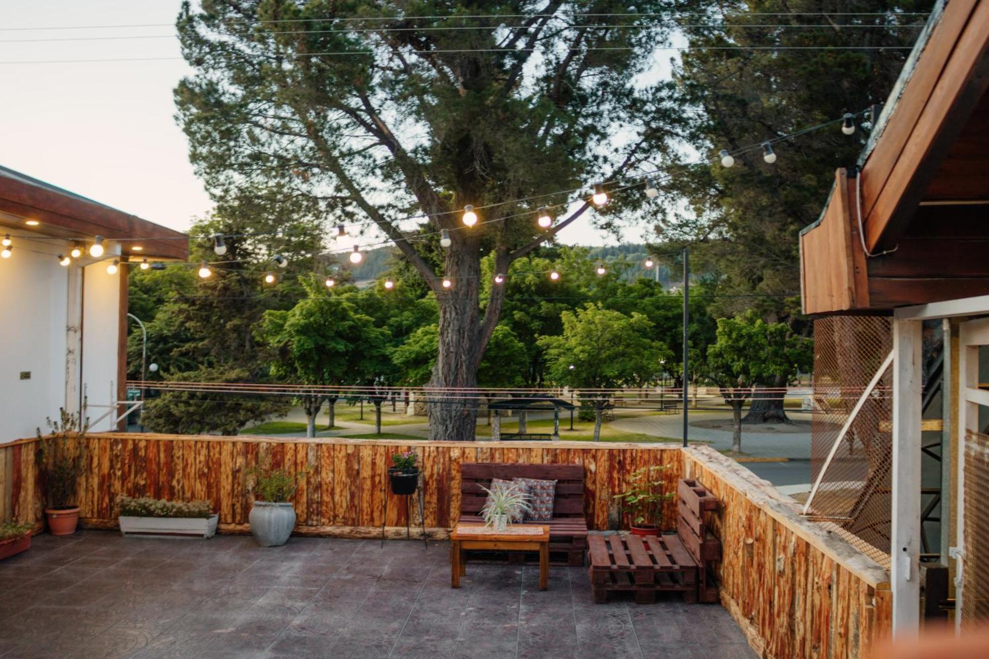 Hotel Pinto Terraza Esquel Exteriör bild